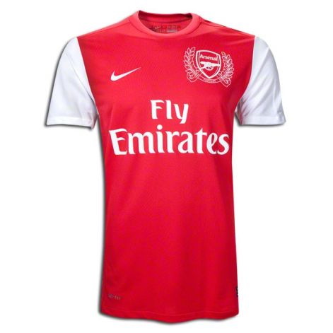 arsenal_hazai_mez_2011_12_3d.jpg