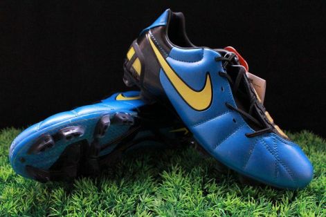 nike_total90_laser_iii_hg1.jpg