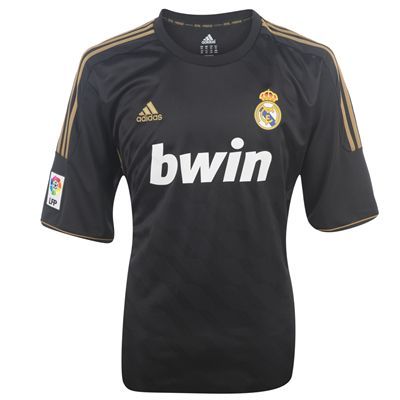 real_madrid_2011_2012_fekete_mez_3d.jpg